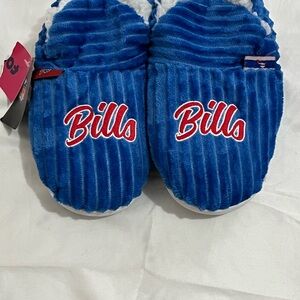 NFL Buffalo Bills Blue Plush Slippers - 'Bills' Logo Size Small 5-6 New with Tag